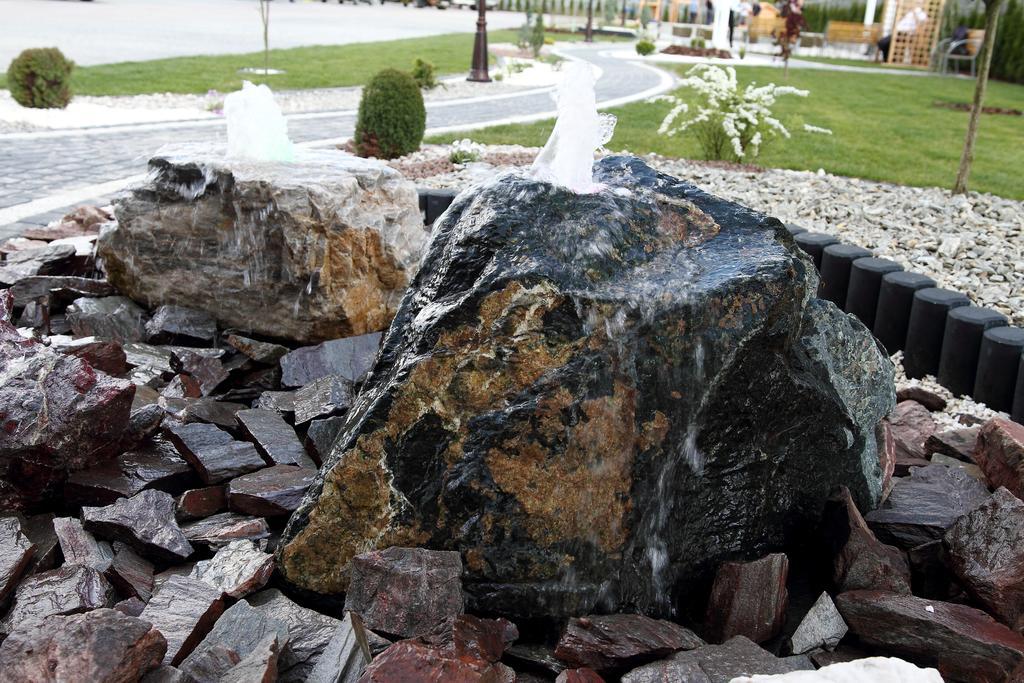 Zajazd Cobra Ostrów Mazowiecka Exteriör bild